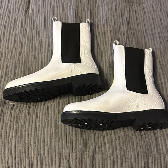 Mario Valentino boots - Picture 5 of 8